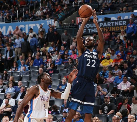  唐斯三分绝杀森林狼加时击败雷霆豪取六连胜