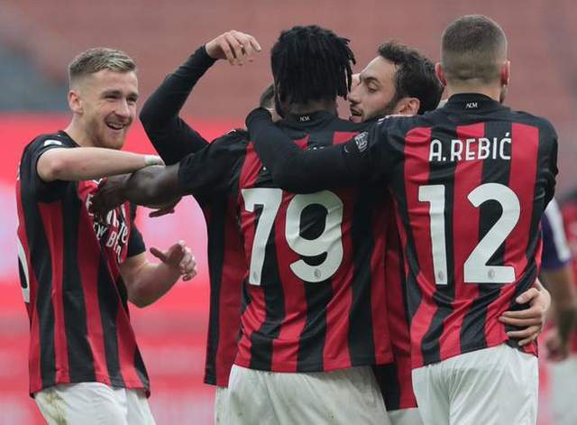  国际米兰锋线哑火闷平佛罗伦萨错失领跑良机